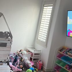 HOME ITEMS/ CLOTHES FOR SALE