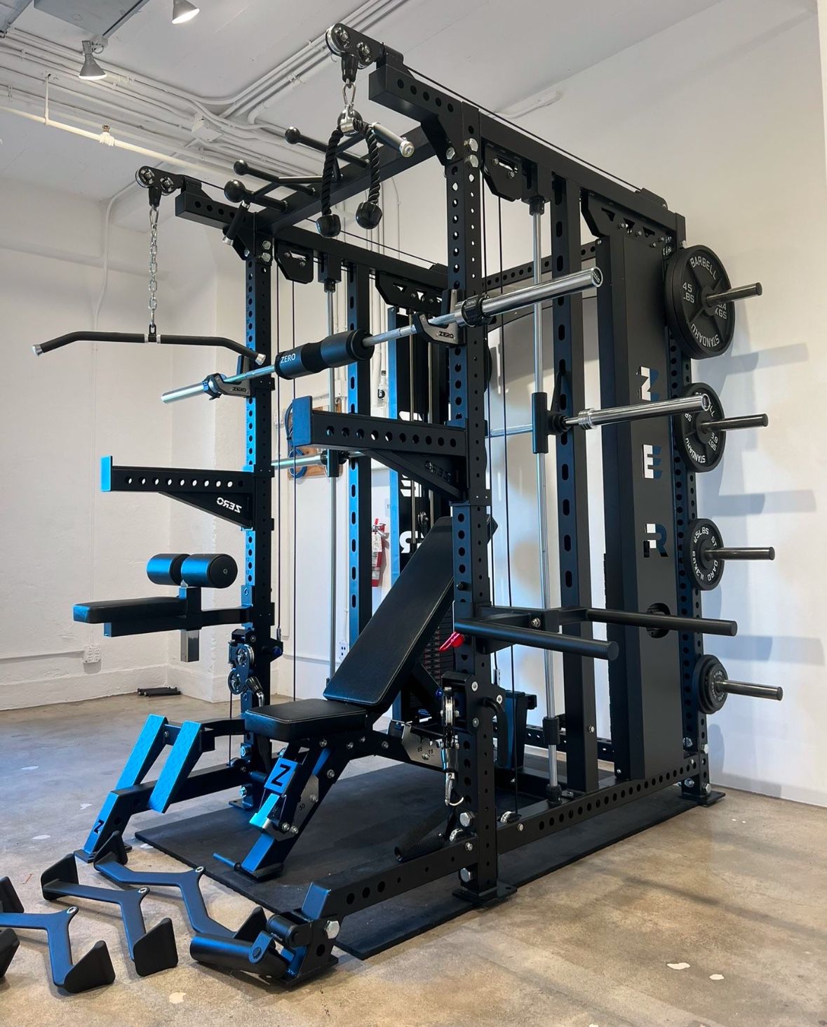 ‼️FREE DELIVERY/INSTALLATION ‼️Smith Machine 500 Adjustable Bench 245lb Cast Iron Olympic Weights 7ft Olympic Bar Fitness Gym Equipment Sports & Outdoors