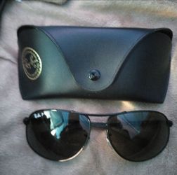 😎Ray-Ban Aviator Sunglasses with Case
