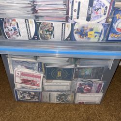 15,000+ Trading Cards NBA/NFL/POKEMON