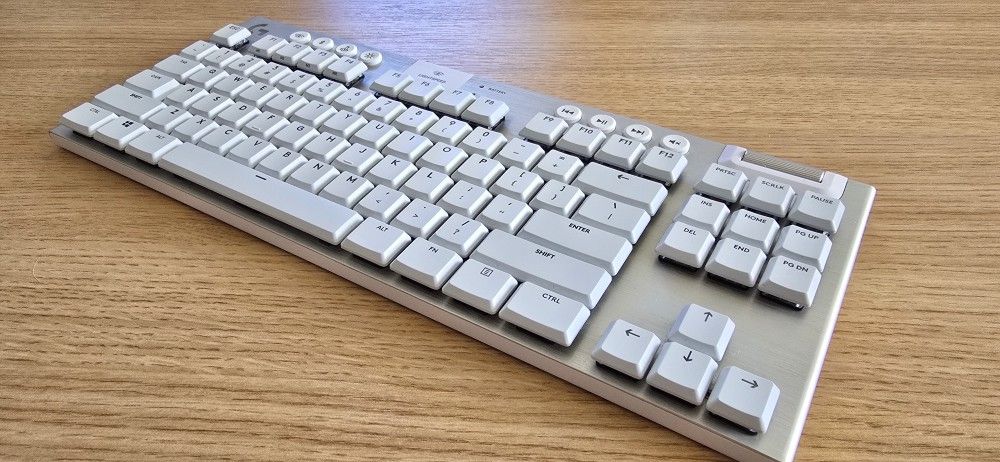 Logitech G915 TKL Lightspeed Keyboard
