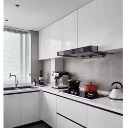 Fresh white kitchen cabinets