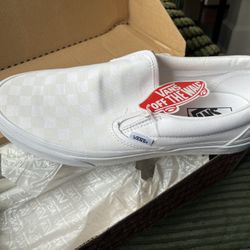 Men’s Size 10 Brand New Vans 