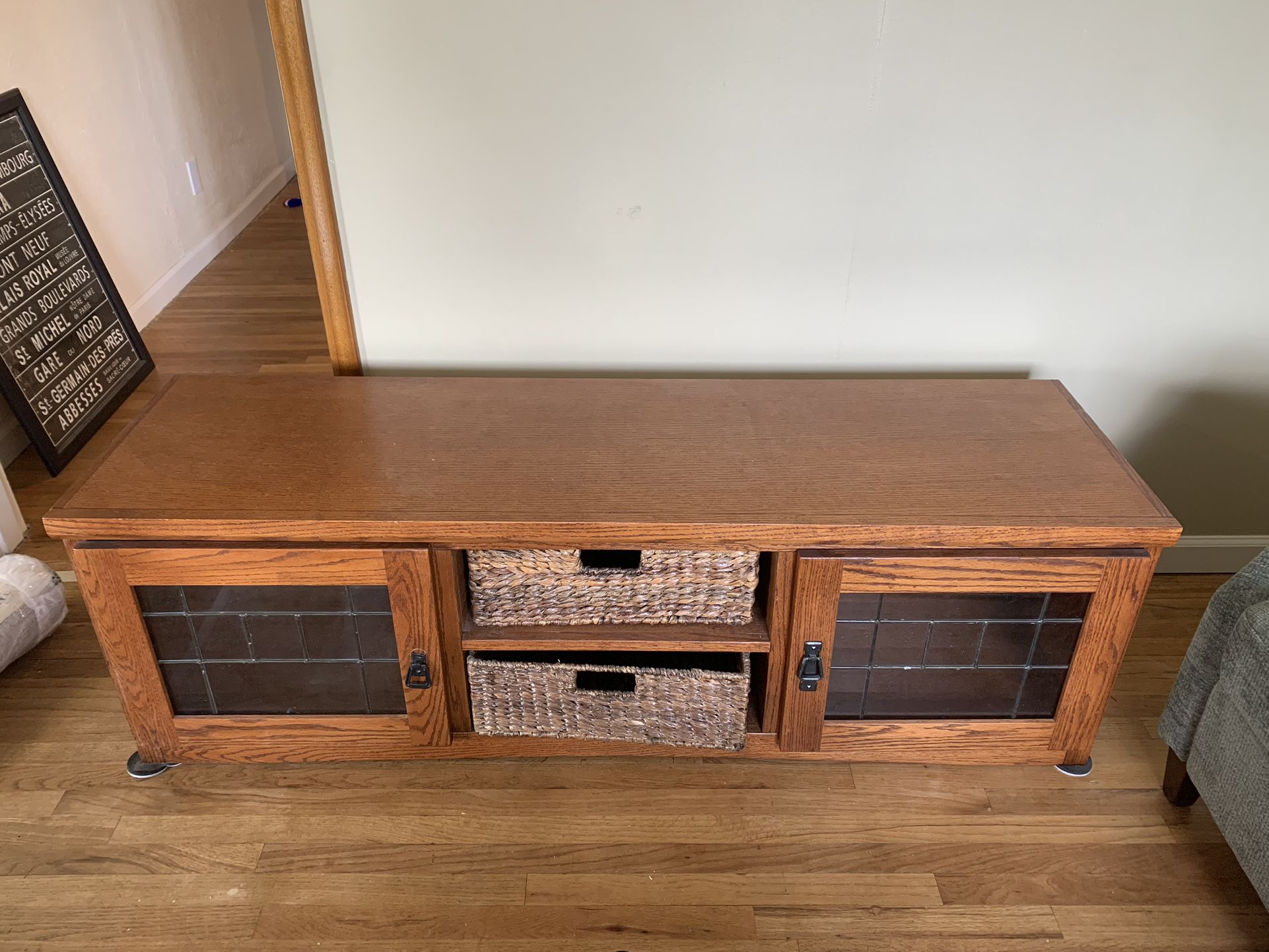 Solid Wood TV Stand With Baskets 