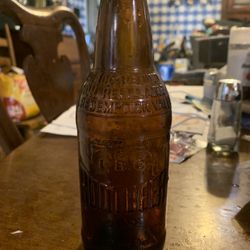  Vintage I.B.C. Root beer Bottle St Louis 