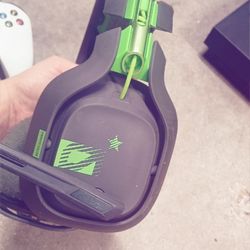 Astro A50 Wireless Gaming Headphones And Dock StationAstro A50 Wireless Gaming Headphones And Dock Station