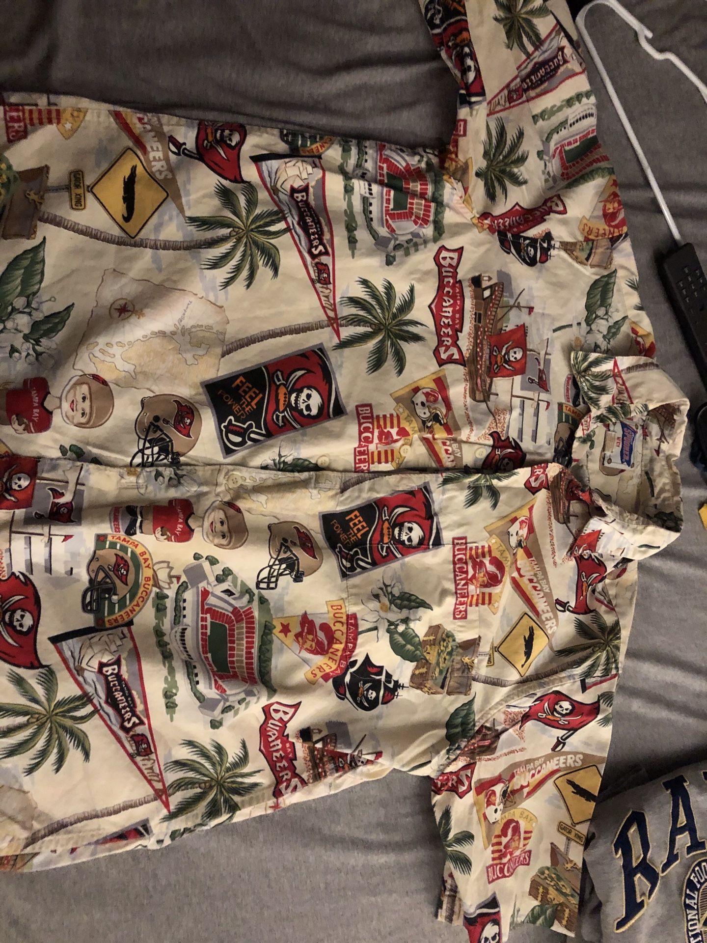 NFL Tampa Bay Buccaneers Hawaiian Shirts