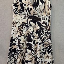 White House/Black Market Size 0 Dress