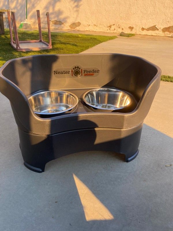 Neater Fedder Deluxe For Large Dogs