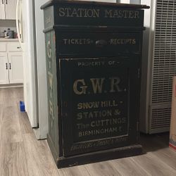 Selling My Antique Station Master Truck