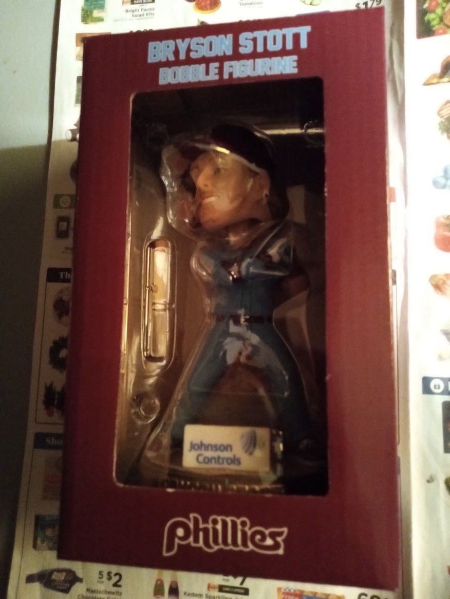 Phillies Bobble Heads ,Ruiz , Howard ,Stott , Utley.