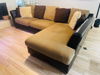 Couch L shaped.  Great Condition