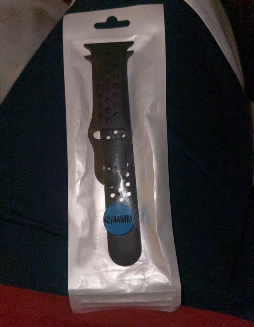 Apple Watch size 42 to 44MM