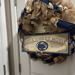 Penn State Wreath