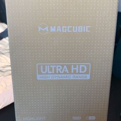 Magcubic Projector With Projector Screen 