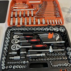 151 Piece Metric Mechanics Tool Set in 1/2”, 3/8”, 1/4 drive with carry case
