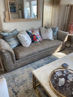 2 matching couches & more