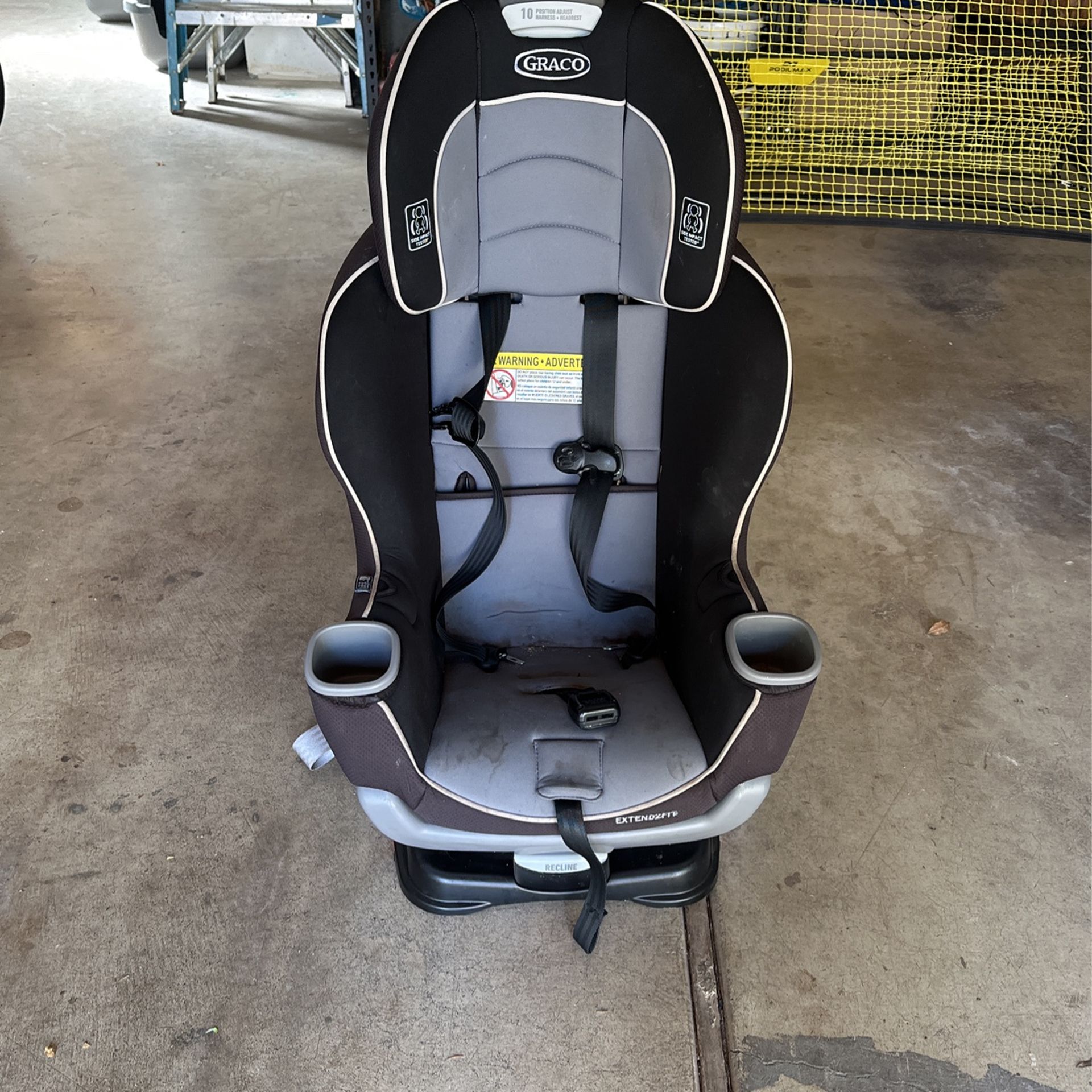 Graco Extend2Fit Car seat 