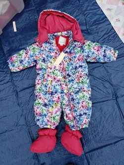 Kids clothing
