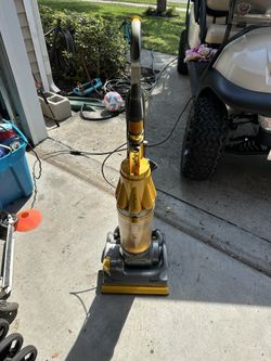 Dyson DC07 Rootcyclone 8