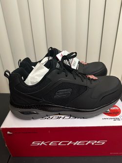 Men’s Skecher’s Work Shoes size 13