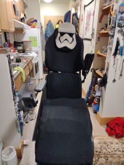 Mobchair F3corpusthis Chair Is In Like Any Other Flat Out Gos
