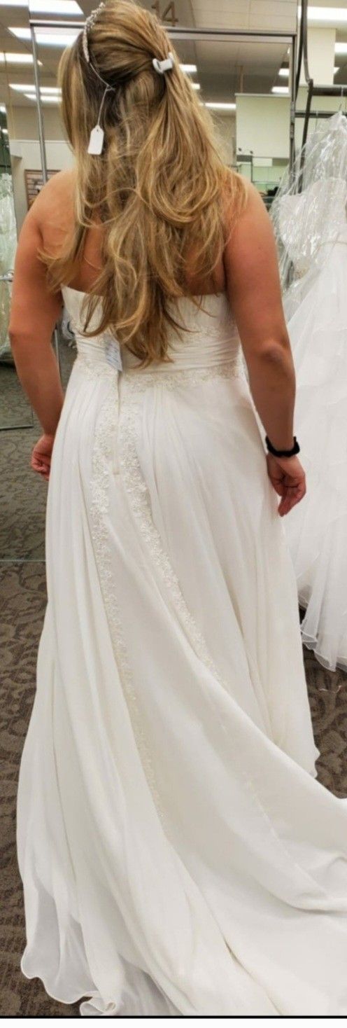 Used Wedding Dress