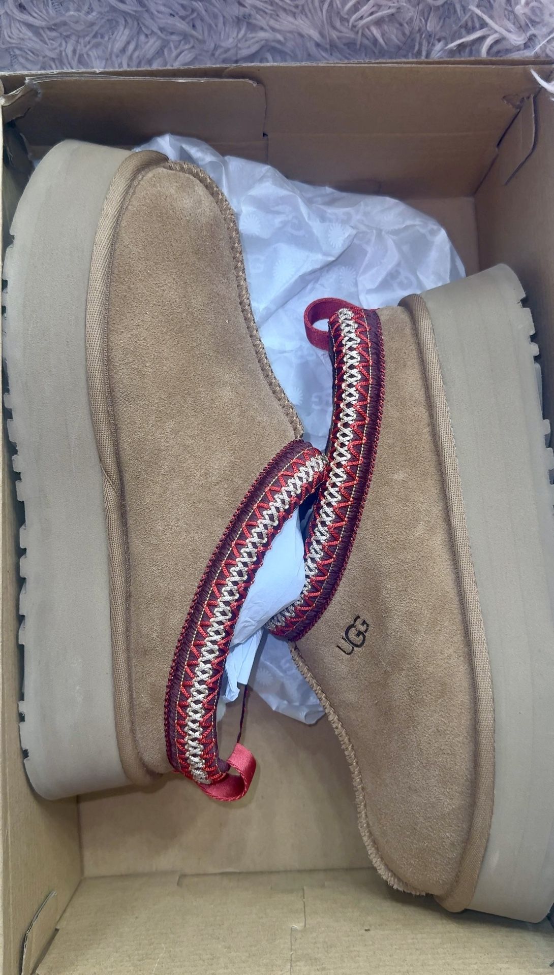 Ugg Tazz II Platform Size 7 W $130
