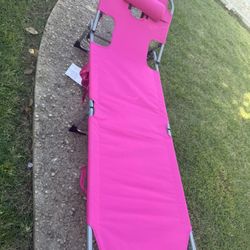 outdoor Hot pink tanning chair
