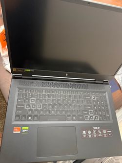 Acer Nitro 17 RTX 4050 AMD Ryzen 7 - Gaming Laptop