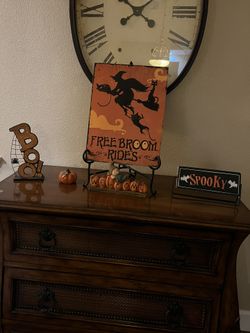 Halloween Decor