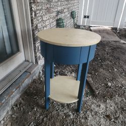 Chic & Quirky Side Table 