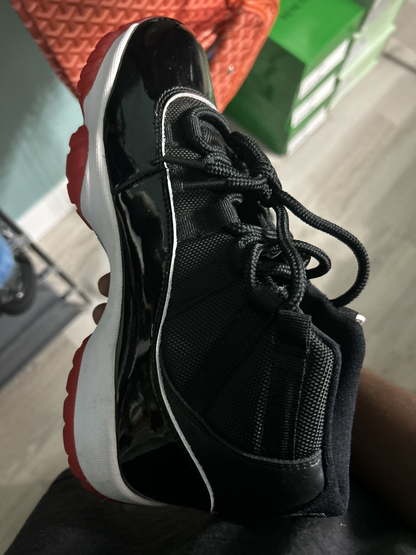 Air Jordan 11 Retro Bred