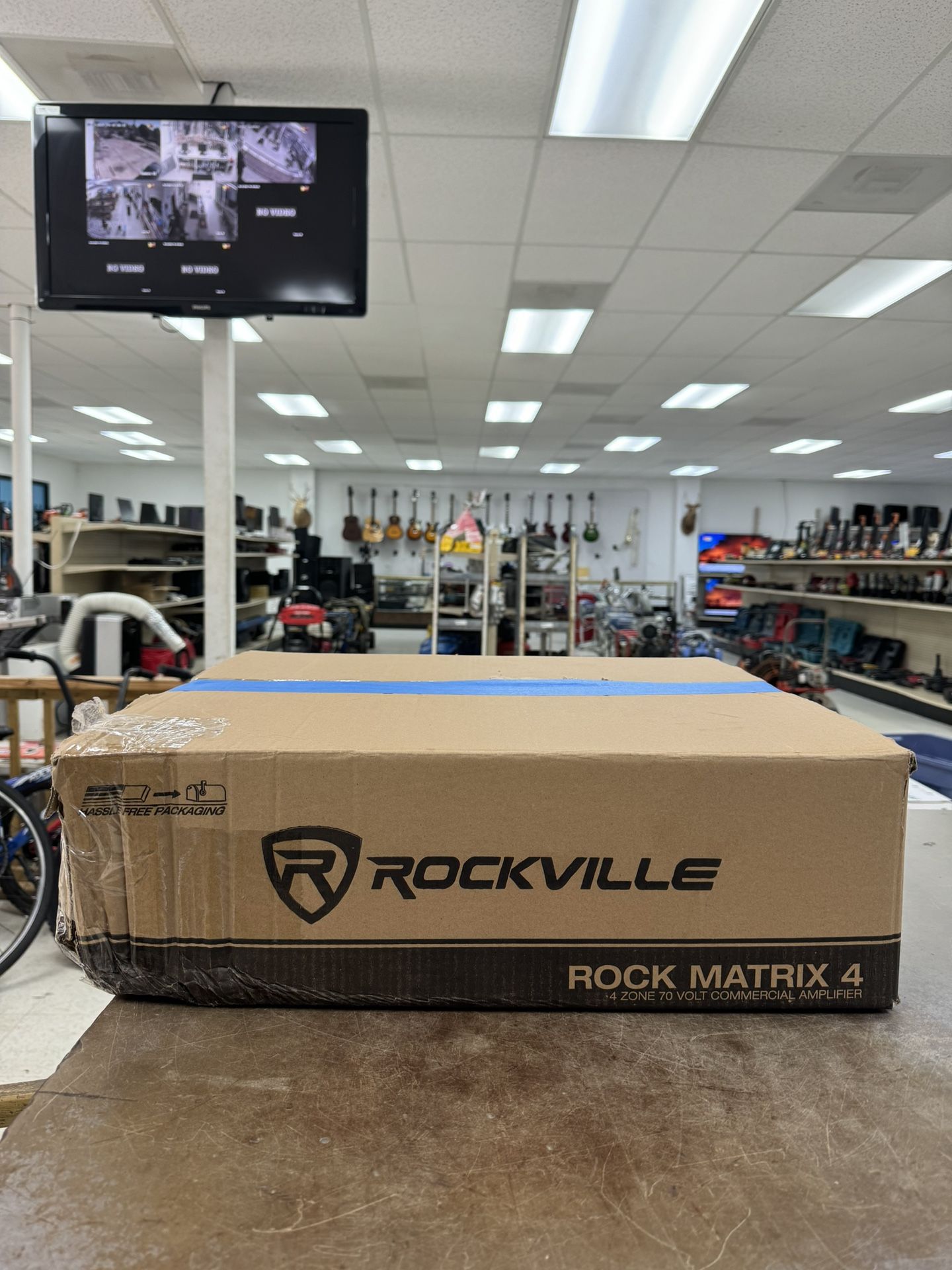 Rockville ROCKMATRIX4 Commercial Amplifier 