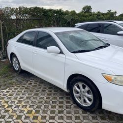 2010 Toyota Camry 2.4liters