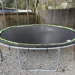 Trampoline