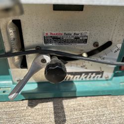 Makita Portable Table Saw With Accessories 