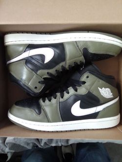 Nike Air Jordan 1 Mid 'Medium Olive' Size 8.5 Men