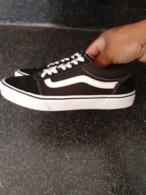 Vans mens 7.5 Good Condition 