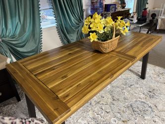 Beautiful Solid Wood Dining Table and 4 Chairs 