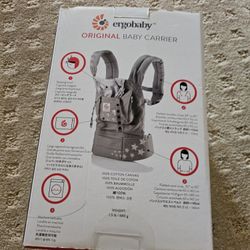 ERGObaby The Original Baby Carrier