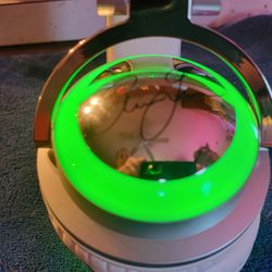 Ariana grande brookstone bluetooth cat headphones. Pick up only