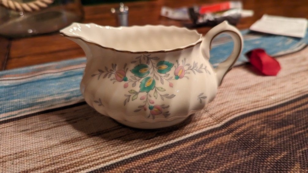 Royal Doulton Bone China Creamer Tea England