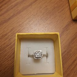 Beautiful White Gold And Diamond Wedding Ring
