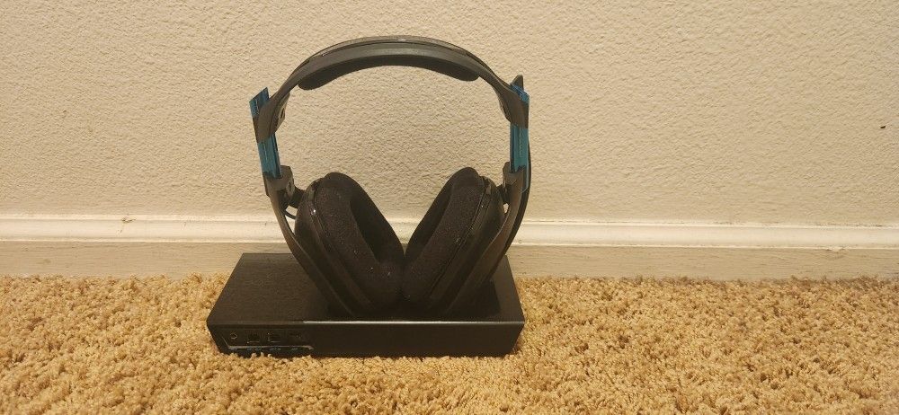Astor A-50 headset