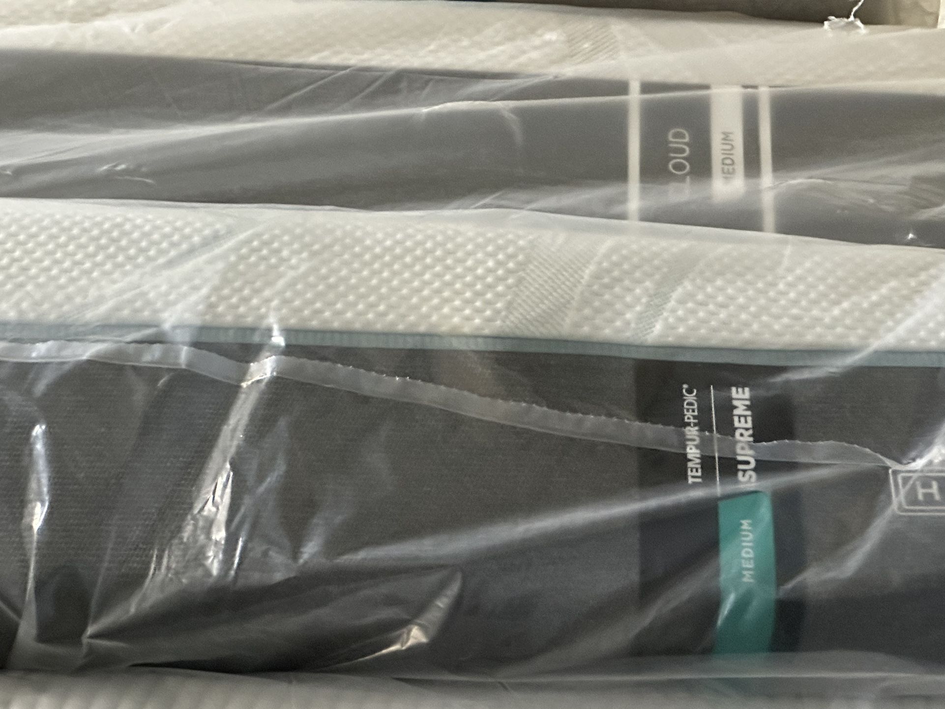 King Queen Size Tempurpedic ProAdapt, ProBreeze, LuxeBreeze Mattress Pro Breeze /Luxe Adapt /Pro Adapt /Adapt /cloud /Tempur pedic contour Supreme