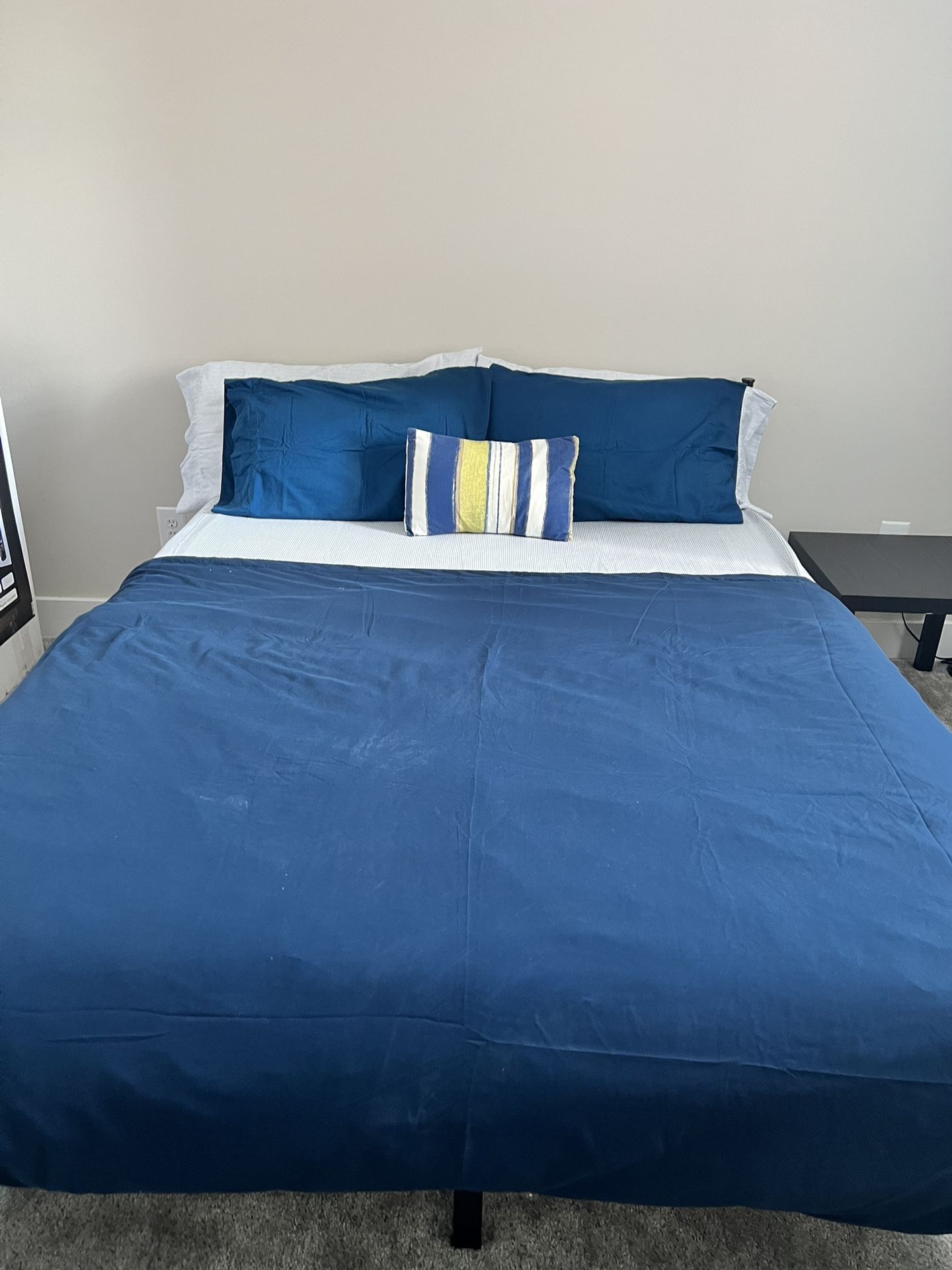 10 inch Queen Cooling Hybrid Mattress