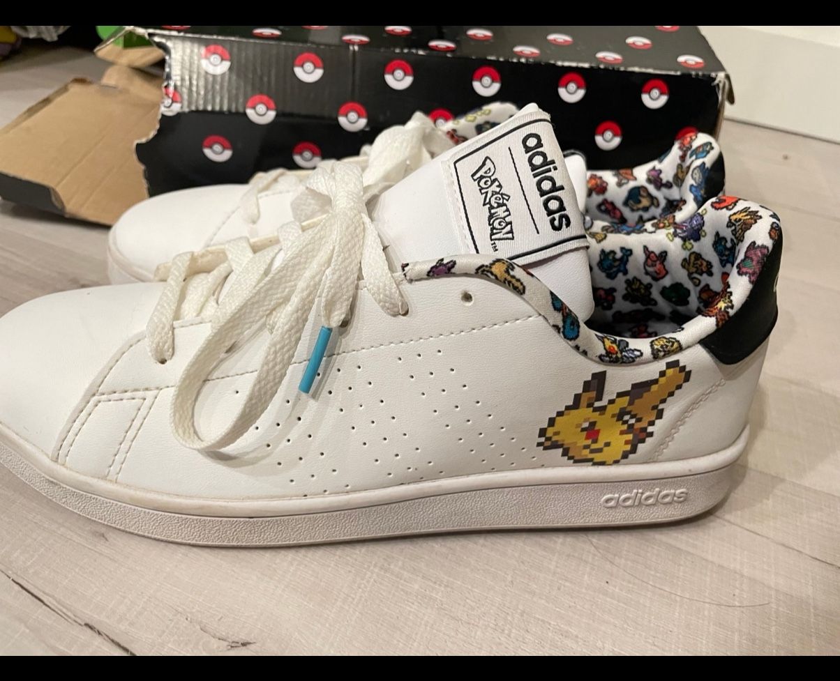 Adidas Advantage sneakers in Pokémon Pikachu
