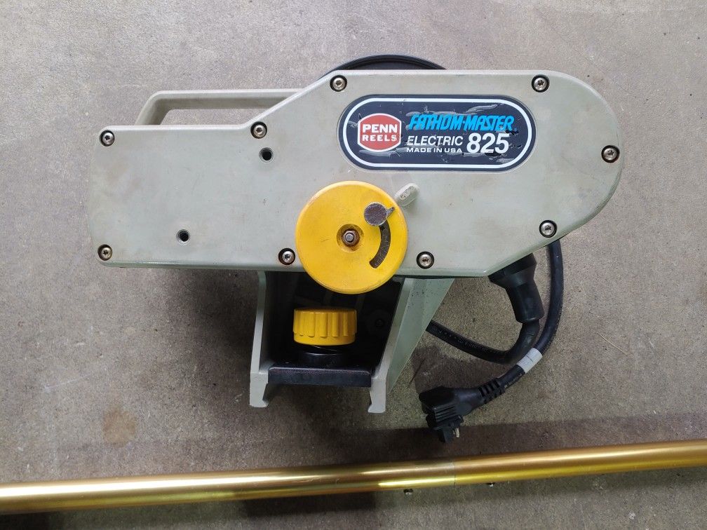 2) Penn 825 Electric Downrigger for Sale in Marysville, WA OfferUp