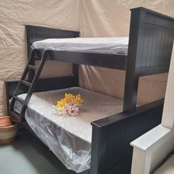 Bunk Beds Twin Full / Literas 